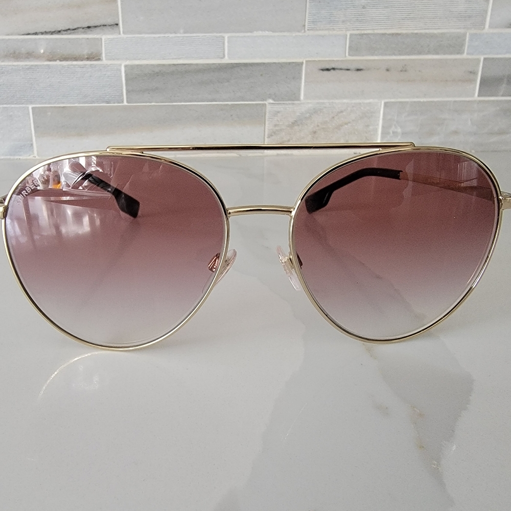 Burberry aviator sunglasses